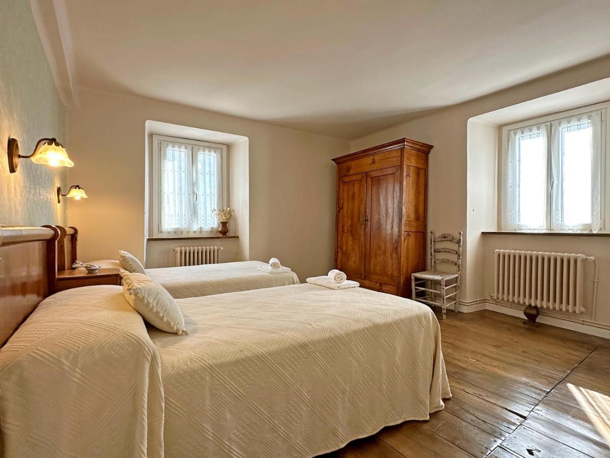 Etxeale Hotel Valcarlos Eksteriør billede