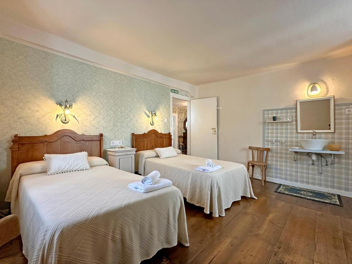 Etxeale Hotel Valcarlos Eksteriør billede