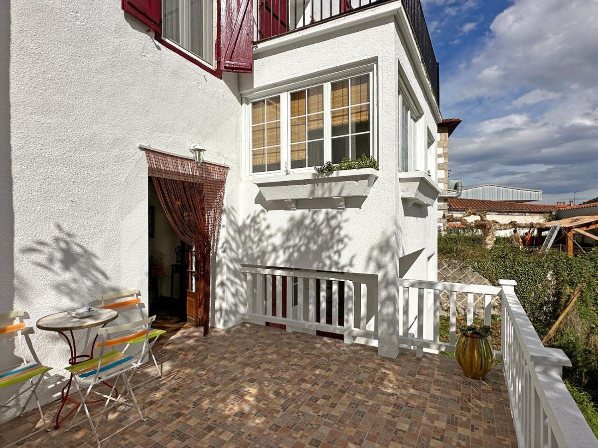 Etxeale Hotel Valcarlos Eksteriør billede