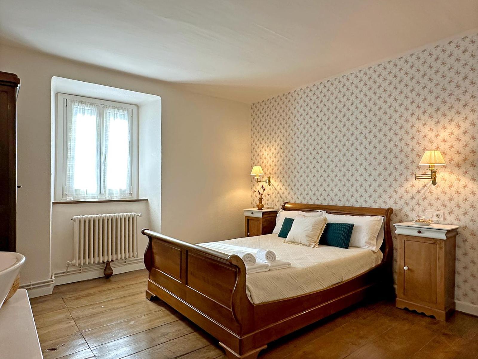 Etxeale Hotel Valcarlos Eksteriør billede