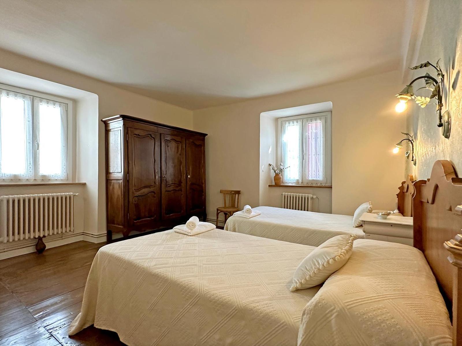 Etxeale Hotel Valcarlos Eksteriør billede